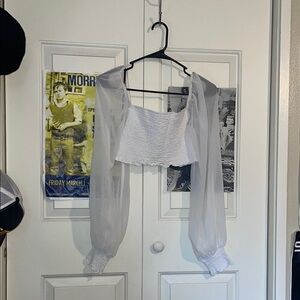 90s style White Sheer Sleeve Crop Top
